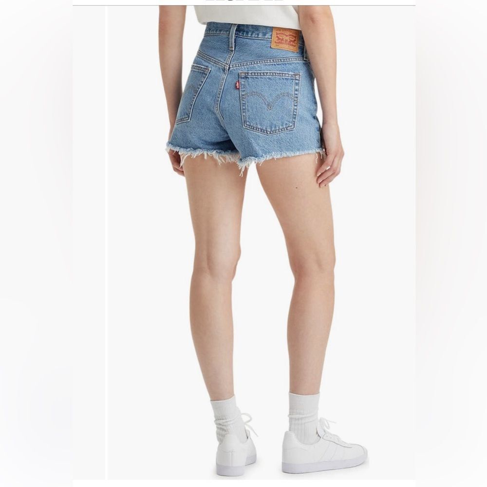 LEVI’S Shorts NWT 501 High Rise Ripped Button Fly In Quiet Riot Blue Size 24 - Picture 2 of 10